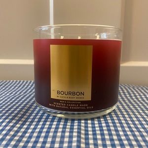 Bath & Body Works candle